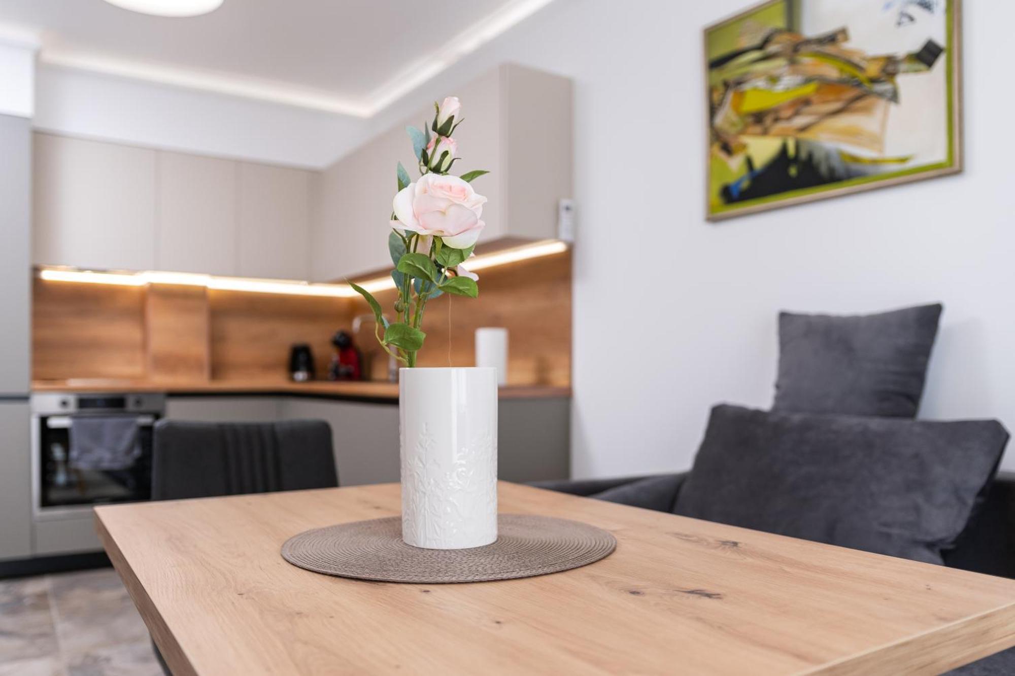 Διαμέρισμα Modern 1-bedroom *