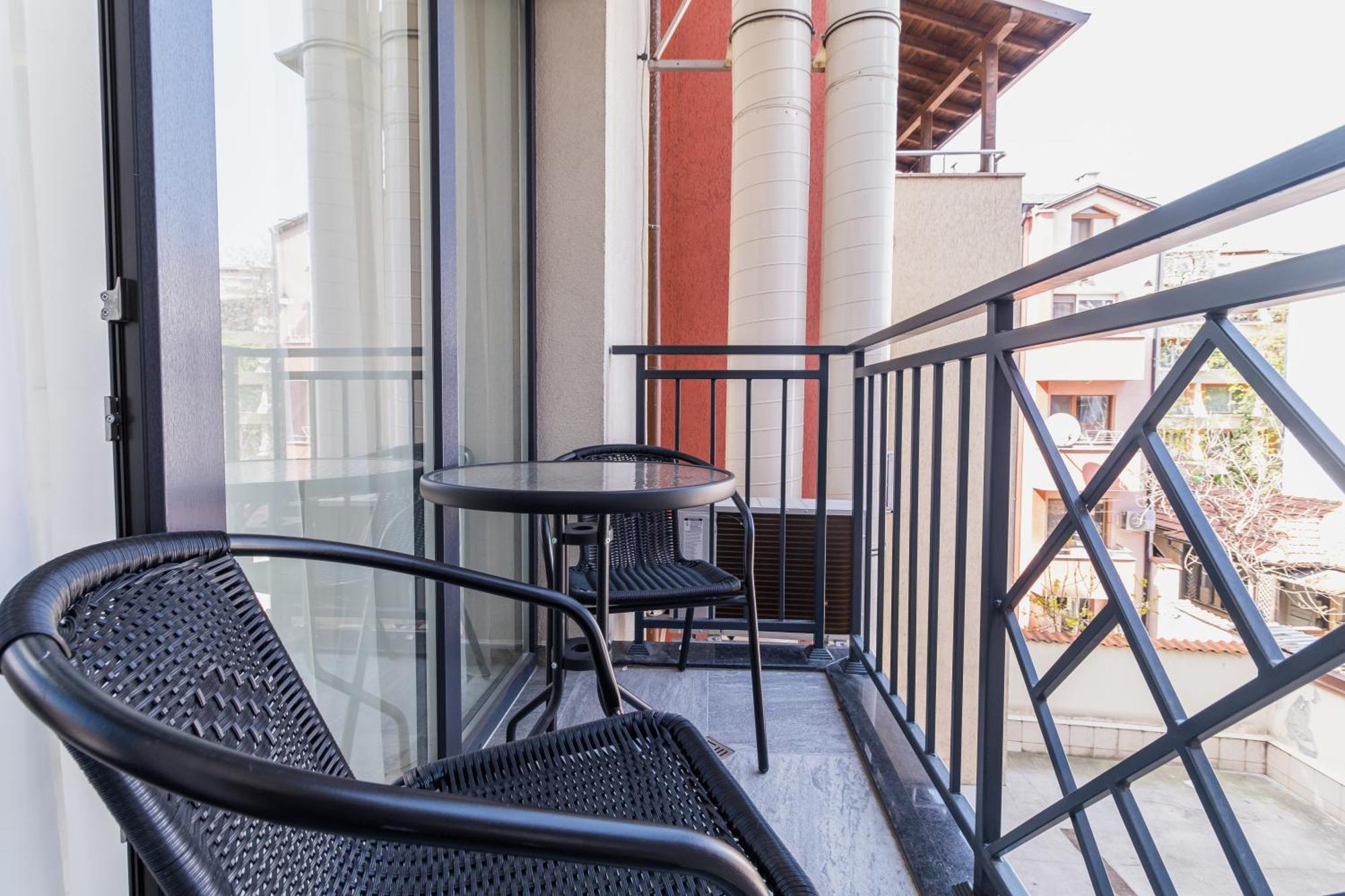 Modern 1-bedroom Διαμέρισμα *